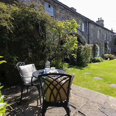Feriehus Character In West Burton, Wensleydale *
