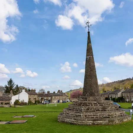 Character In West Burton, Wensleydale West Burton